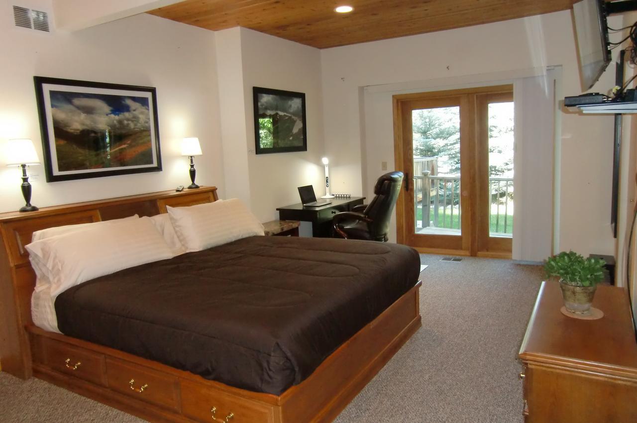 Mein Haus Bed & Breakfast Avon Exterior photo