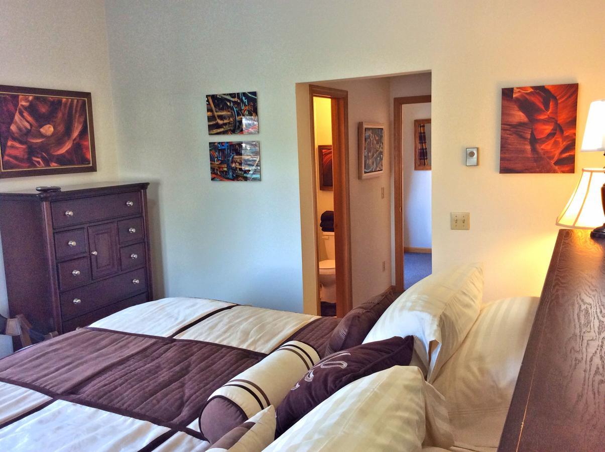 Mein Haus Bed & Breakfast Avon Exterior photo