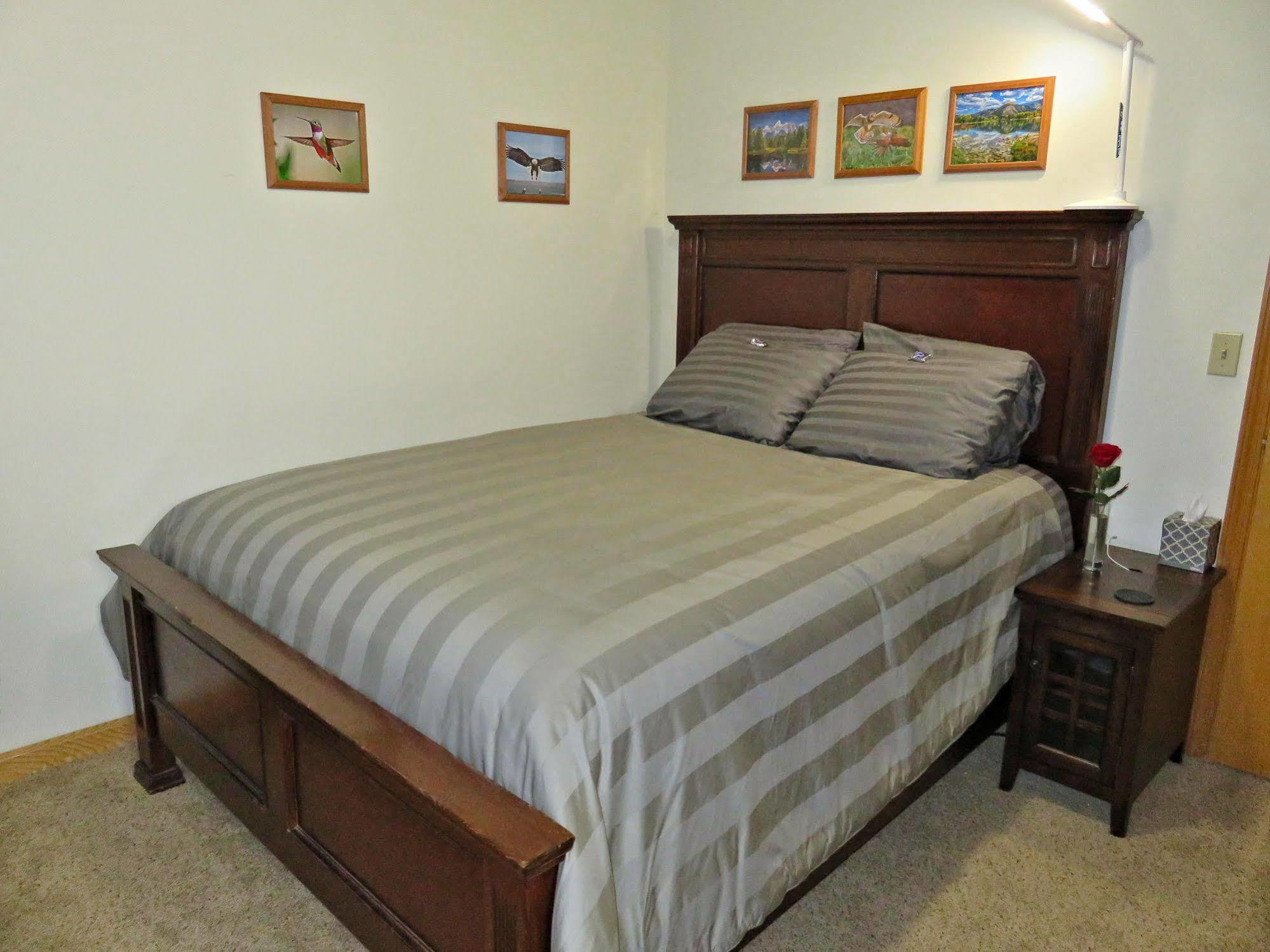 Mein Haus Bed & Breakfast Avon Exterior photo